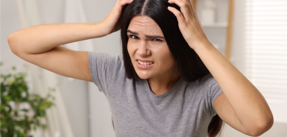 5 Signs Your Scalp Is Unhealthy