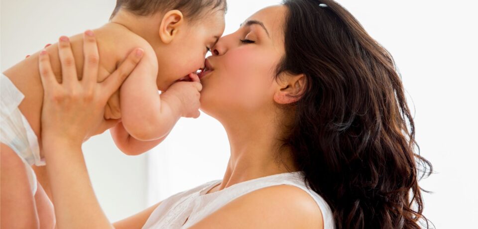 My Wife Has Hair Loss After Giving Birth